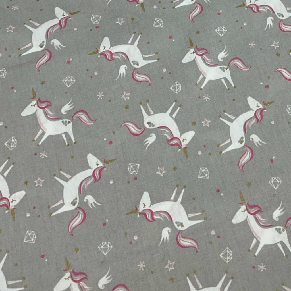 Unicornio Fondo Gris